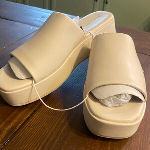 American Eagle Women’s Sandals-sz10-NWT